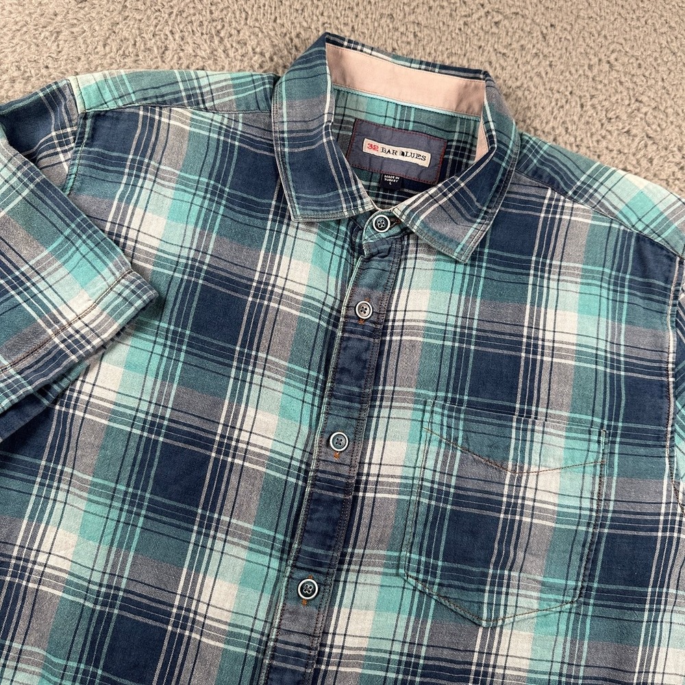 32 Bar Blues Men's Shirt Large Blue‎ Plaid Button Down Short Sleeve Cotton
